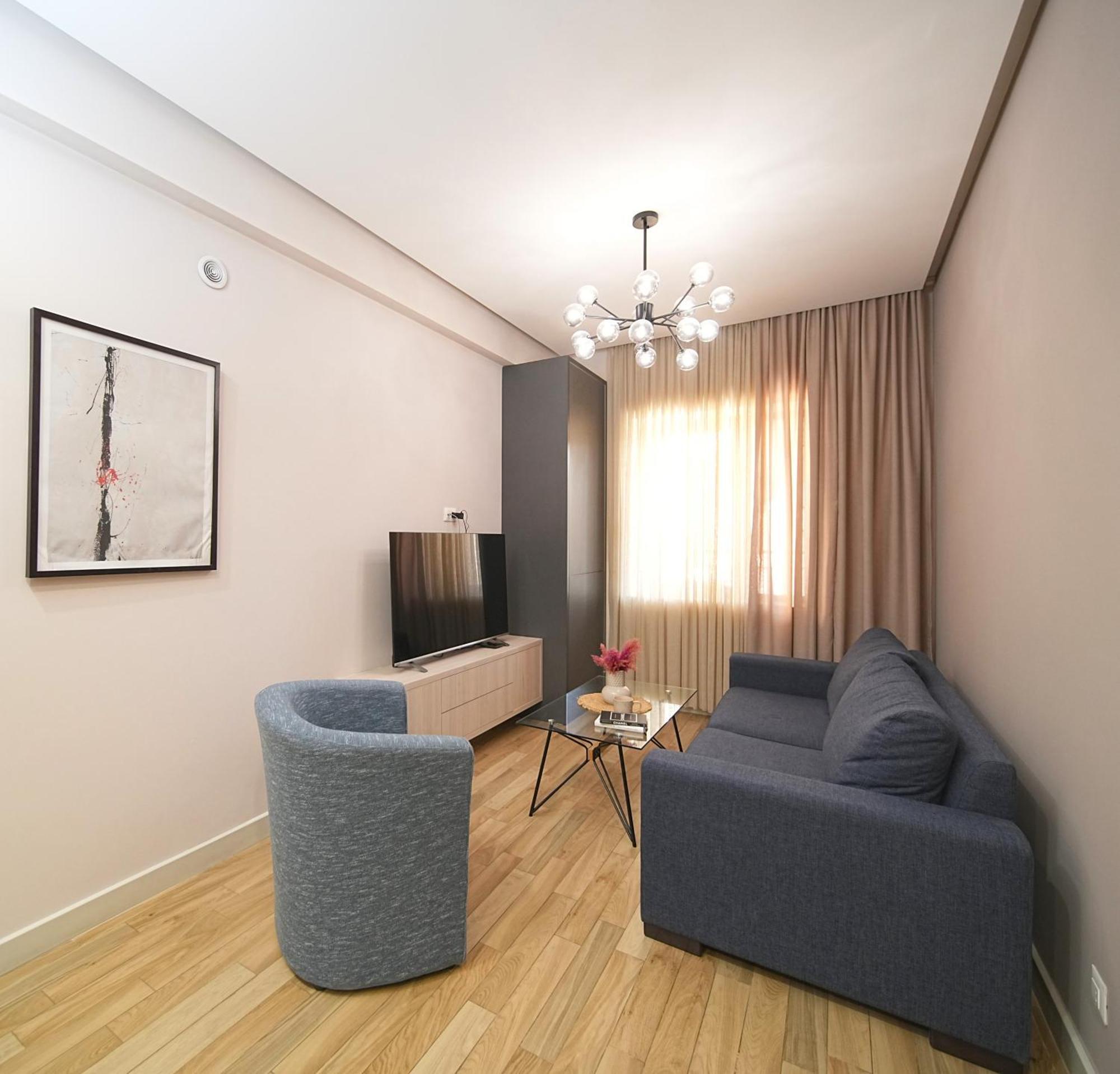 Cozy Apartments In The City Centre By Sweet Home Yerevan Exterior photo