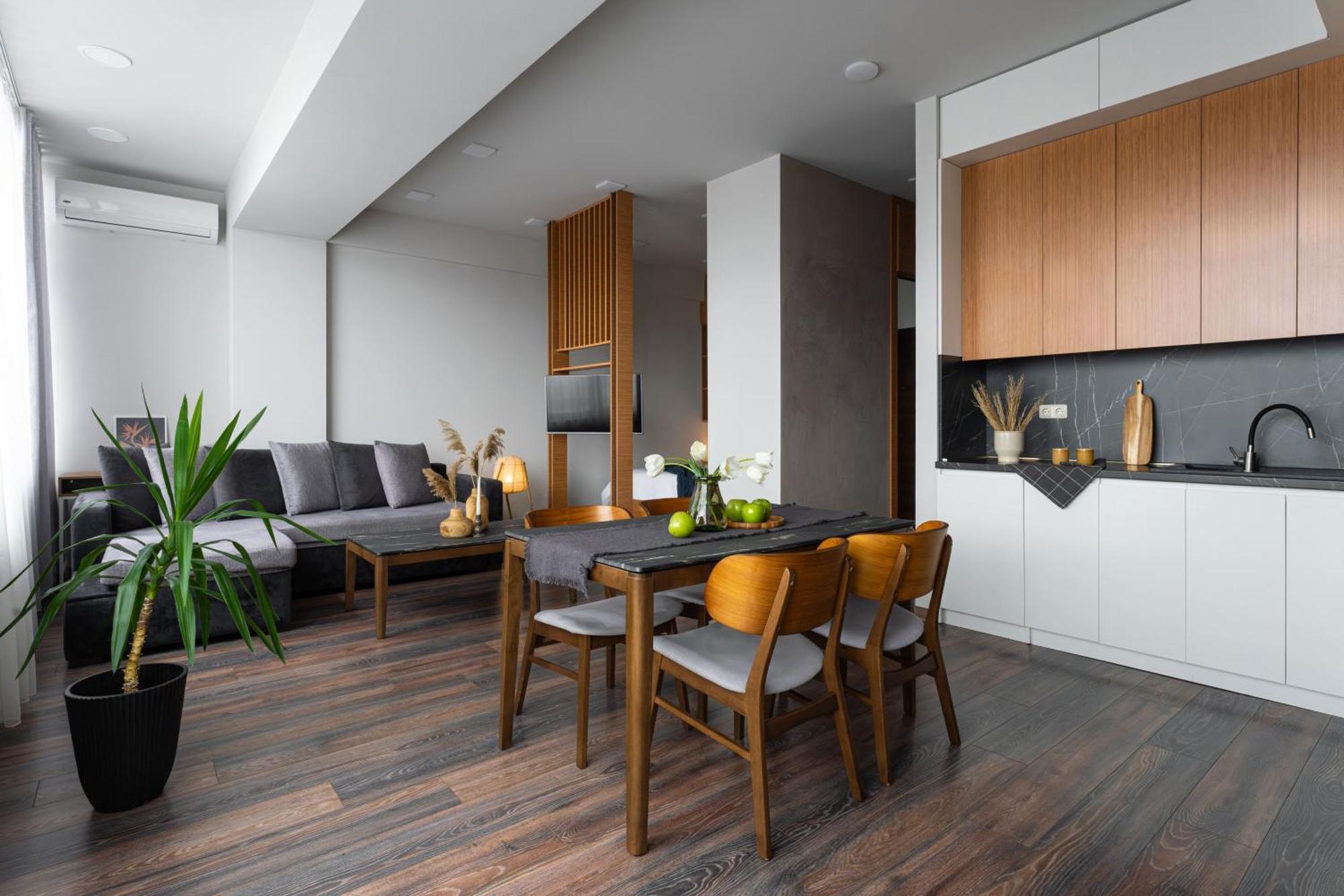 Cozy Apartments In The City Centre By Sweet Home Yerevan Exterior photo